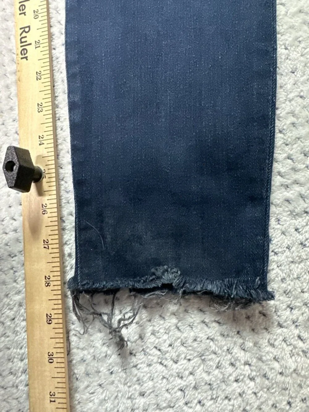 FRAME Le Skinny de Jeanne Jeans Womens 30 Dark Wash Distressed Raw Hem Skinny